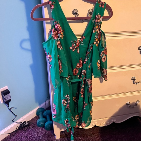 Women’s romper - Picture 2 of 3